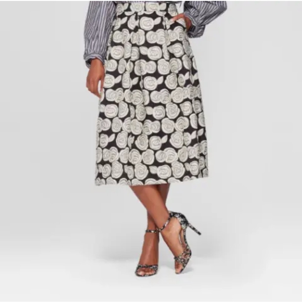 Who What Wear Women's Plus Size Black / Ivory Floral Print Birdcage Midi Skirt